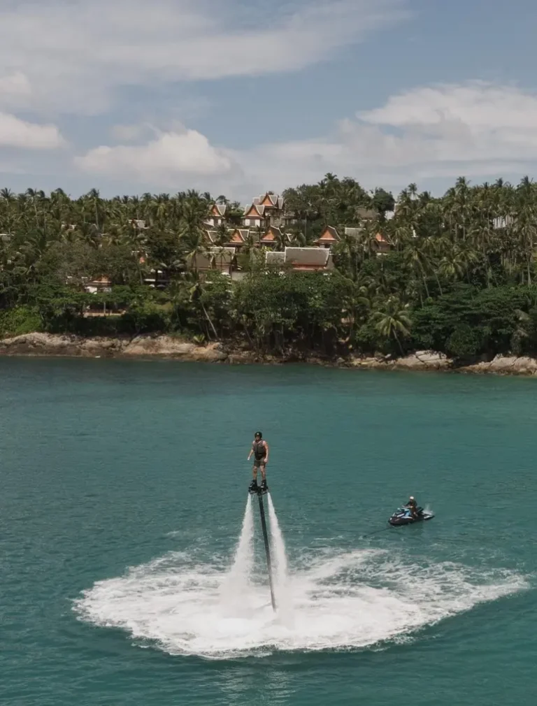 Atividades aquáticas em Phuket: o que fazer no Mar de Andaman